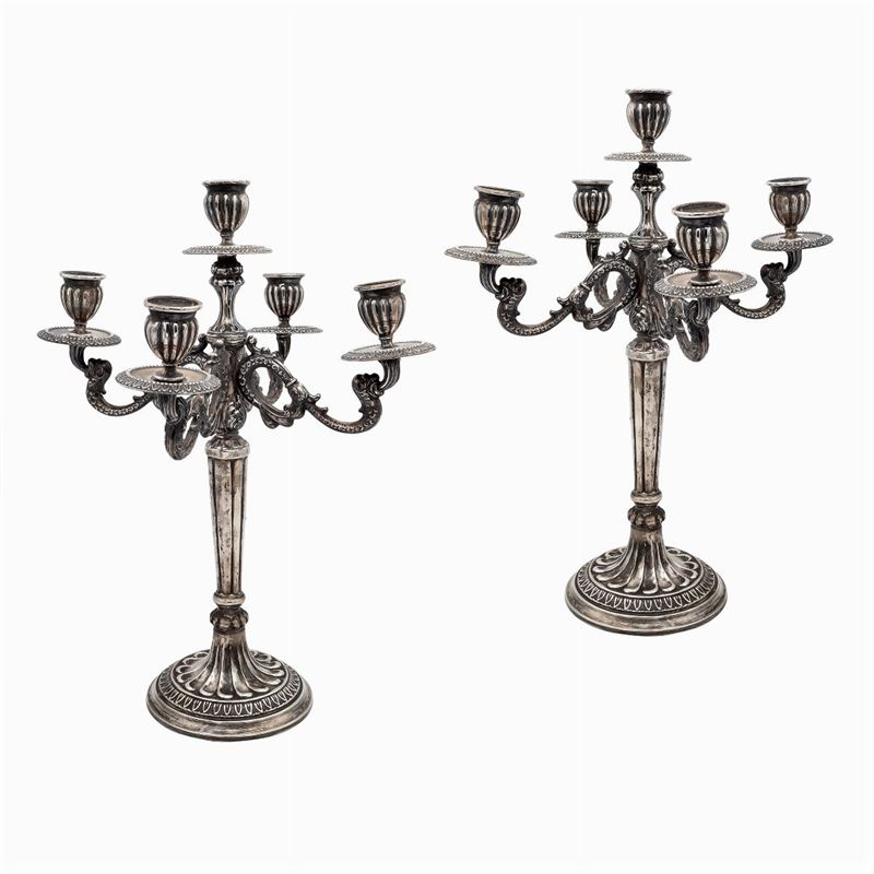 Coppia di Candelabri a 5 Luci in Argento