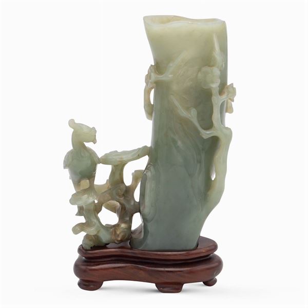 Jade vase