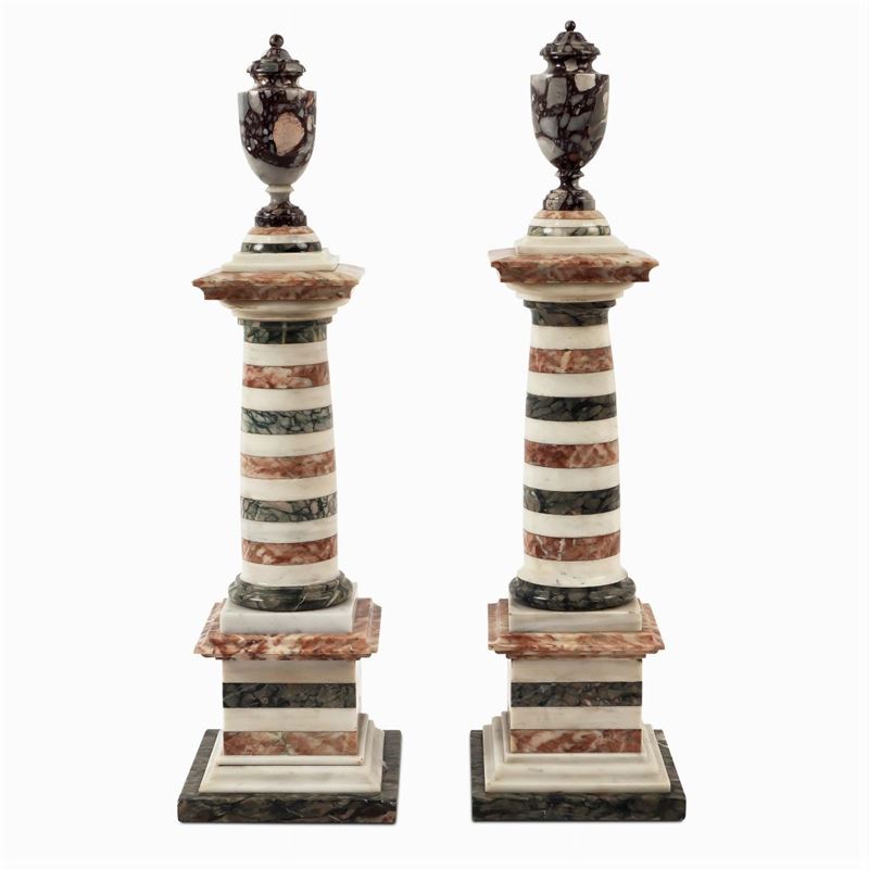 Coppia di Colonne in Marmi Policromi