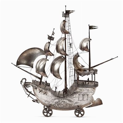 Modello di Galeone in Metallo Argentato