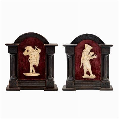 Coppia di Sculture in Avorio