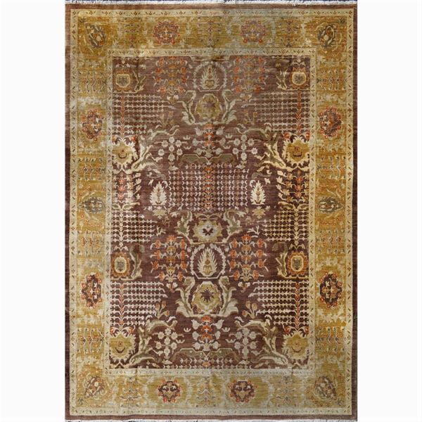 Herat carpet
