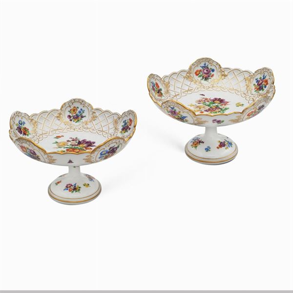 Meissen, pair of porcelain centerpiece stands