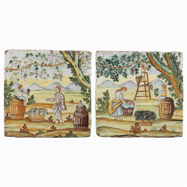 Due mattonelle in maiolica dipinta in policromia