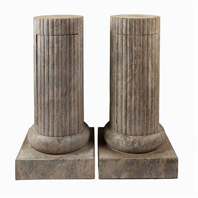 Coppia di Colonne Scanalate in Legno Laccato