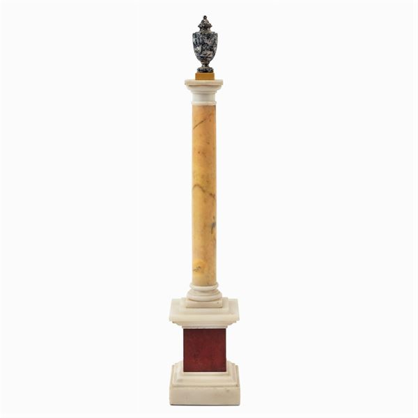 Colonna in marmi vari