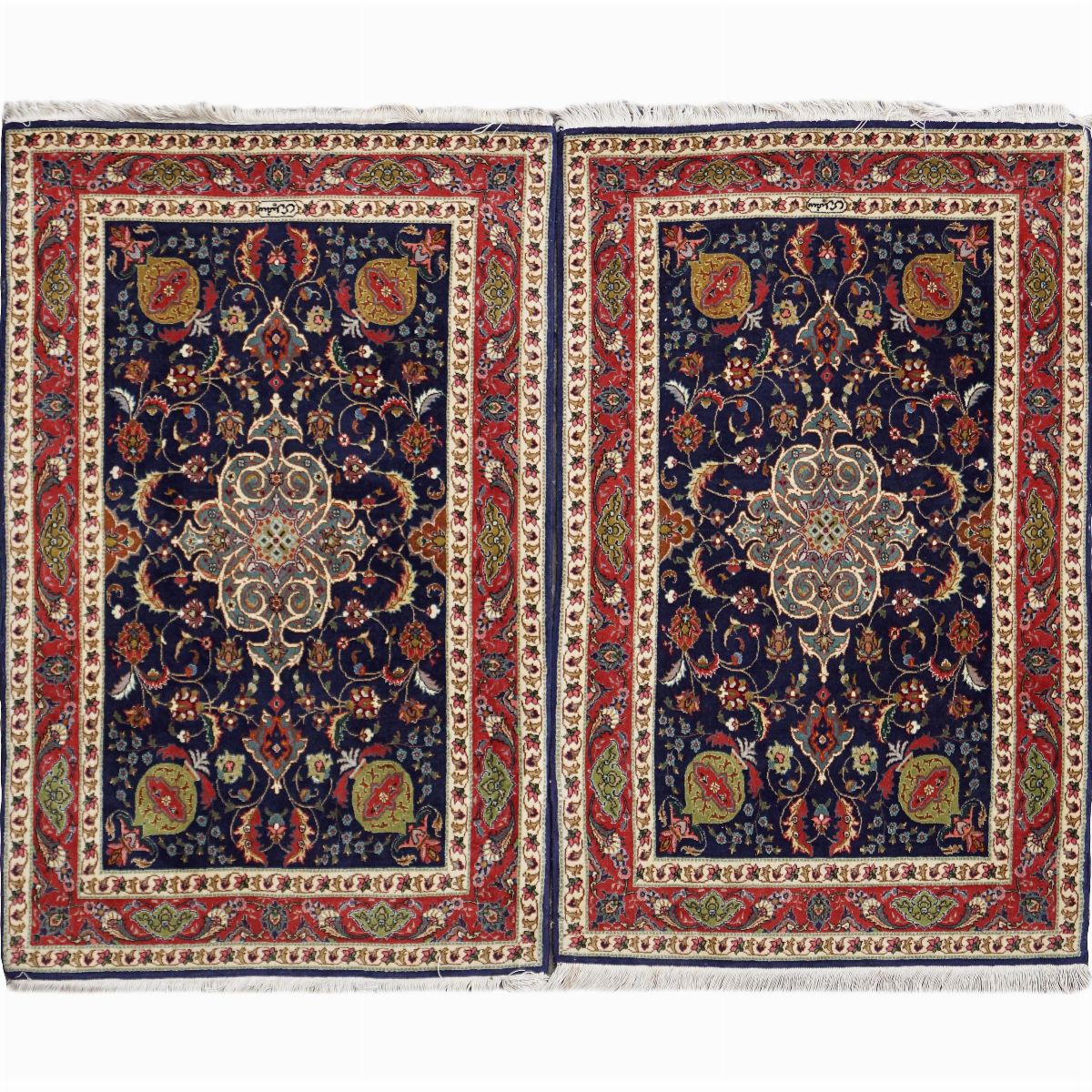 Coppia di tappeti scendiletto Tabriz (XX Sec.) - Asta DIPINTI, ARREDI