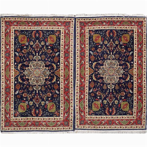 Coppia di tappeti scendiletto Tabriz