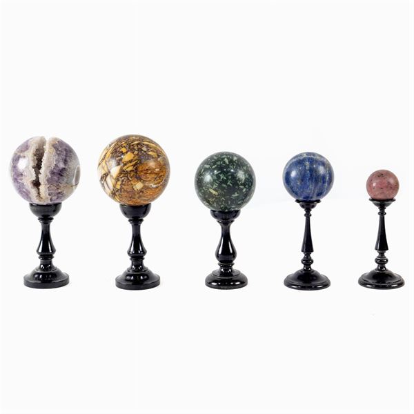 Group of polychrome marble spheres (5)  (Italy, 20th century)  - Auction PAINTINGS | FURNITURE | WORKS OF ART - Colasanti Casa d'Aste