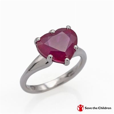 ♦ Anello in Oro Bianco 18kt con un Rubino Ct 5