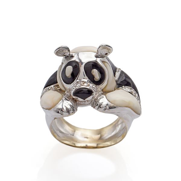 14kt white gold and black and white onyx panda ring