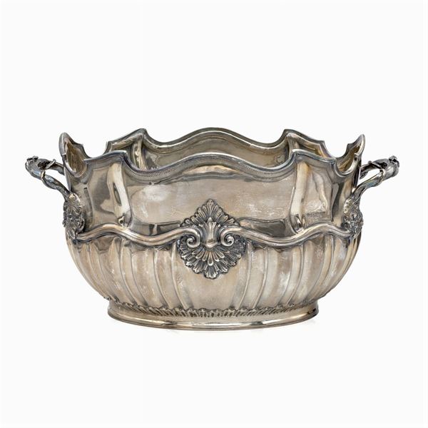 Silver basin  (Italy, 20th century)  - Auction FINE SILVER AND ART OF THE TABLE - Colasanti Casa d'Aste