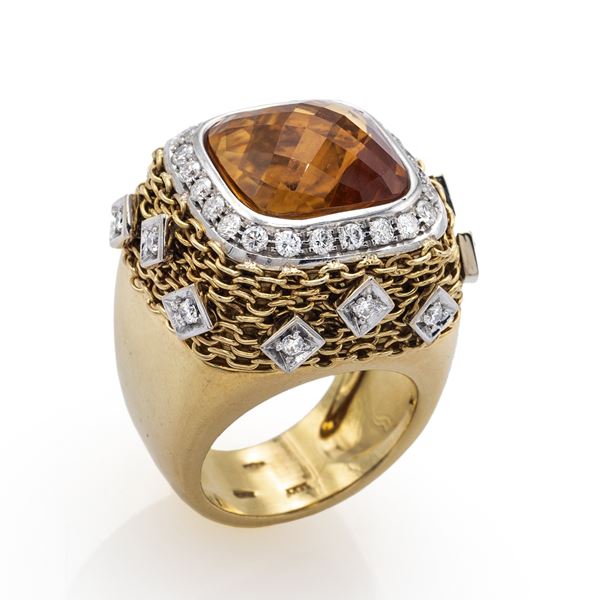 18kt yellow and white gold cocktail ring with citrine quartz and diamonds