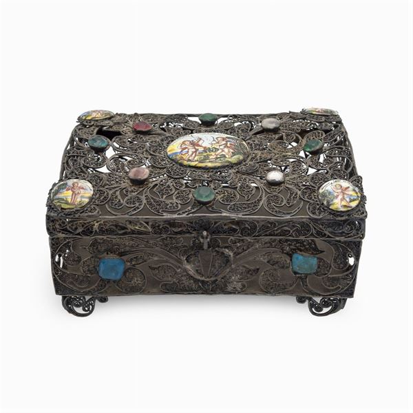 Silver filigree box  (Italy, XIX -XXsec.)  - Auction FINE SILVER AND ART OF THE TABLE - Colasanti Casa d'Aste