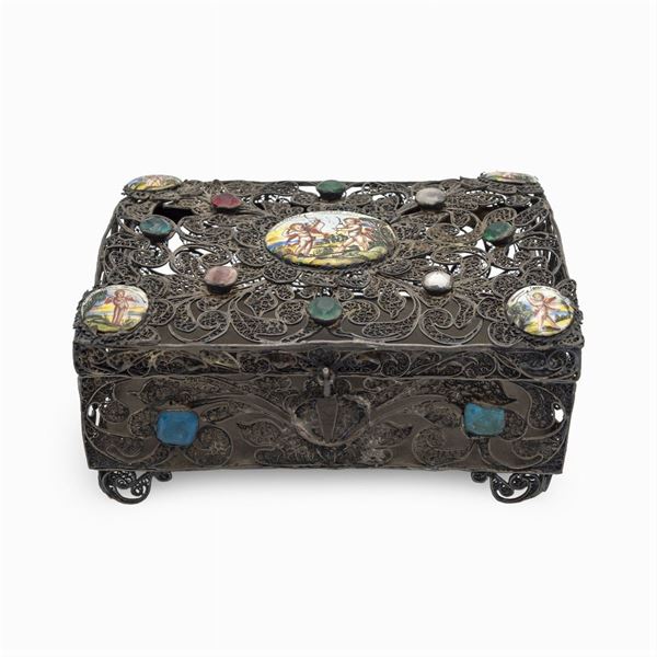 Silver filigree box