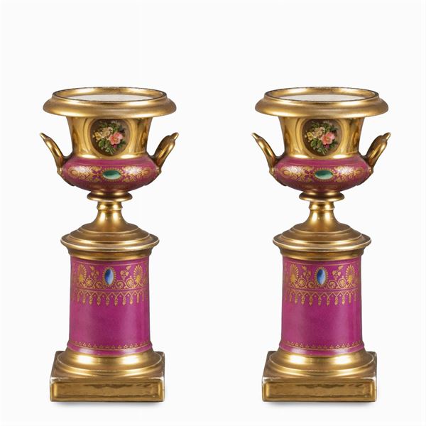 Coppia di vasi in porcellana  (Francia, XIX-XX Sec.)  - Asta Dipinti Antichi, Arredi, Sculture e Oggetti d'Arte - Colasanti Casa d'Aste
