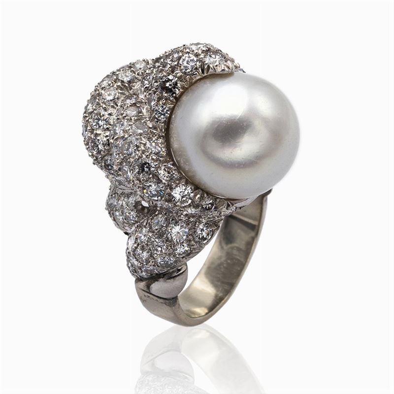 Anello Cocktail in Oro Bianco 18kt Perla South Sea e Diamanti
