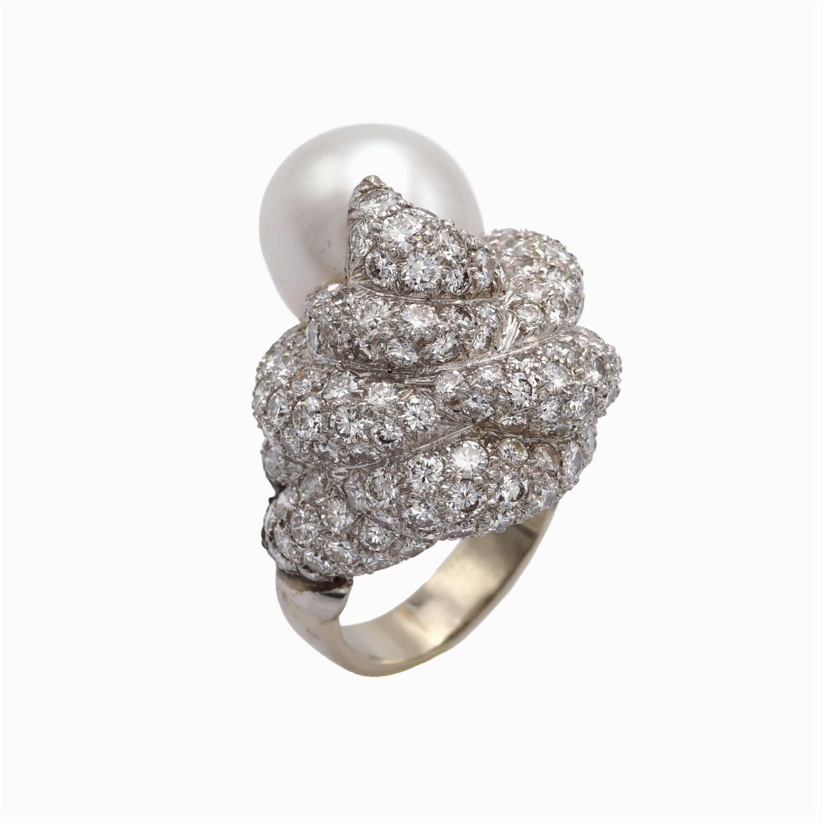 Anello Cocktail in Oro Bianco 18kt Perla South Sea e Diamanti