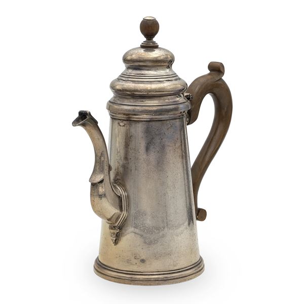 Silver coffeepot  (Italy, 20th century)  - Auction FINE SILVER AND ART OF THE TABLE - Colasanti Casa d'Aste