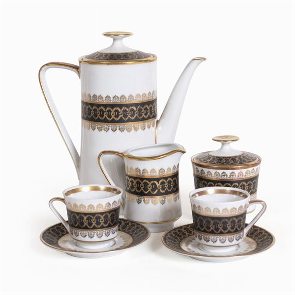 Servizio da caffè in porcellana (15)  (Francia, XX Sec.)  - Asta ARGENTI E ARTE DELLA TAVOLA - Colasanti Casa d'Aste