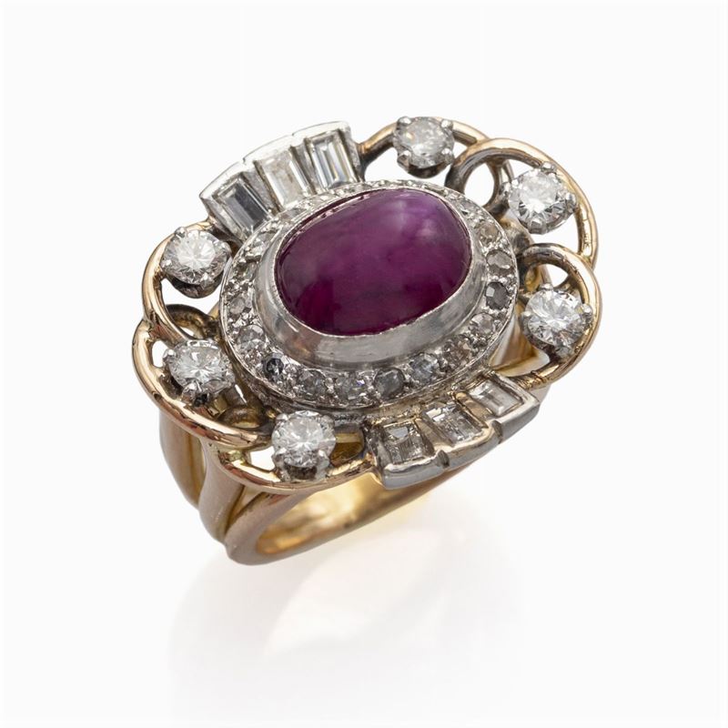 Anello in Oro Giallo e Platino con Rubino Naturale Birmano Ct 3,20