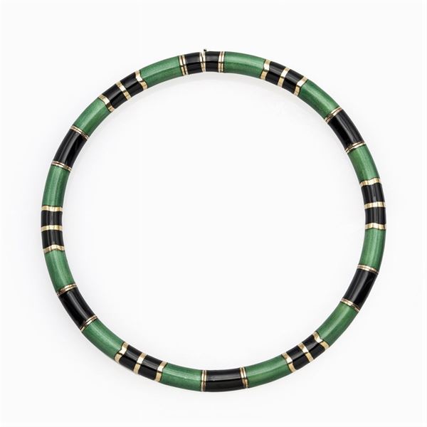 Nouvelle Bague, 18kt yellow gold, silver and polychrome enamel chocker