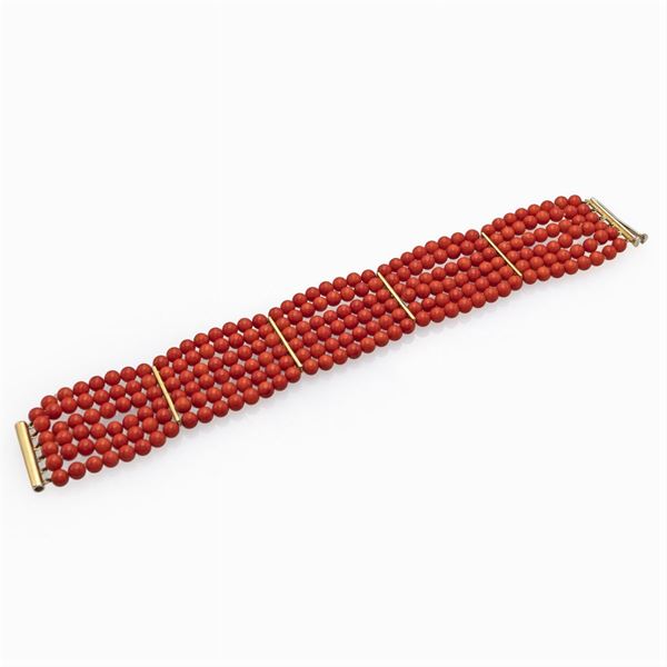 18kt yellow gold and red coral bracelet  - Auction FINE JEWELS  WATCHES FASHION VINTAGE - Colasanti Casa d'Aste