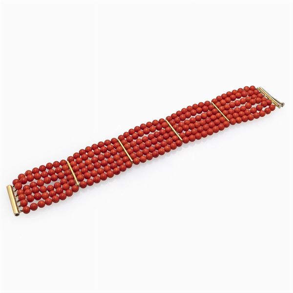 Bracciale in oro giallo 18kt e corallo rosso