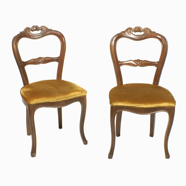 A lot of eight walnut chairs  (old manufacture)  - Auction Online Christmas Auction - Colasanti Casa d'Aste