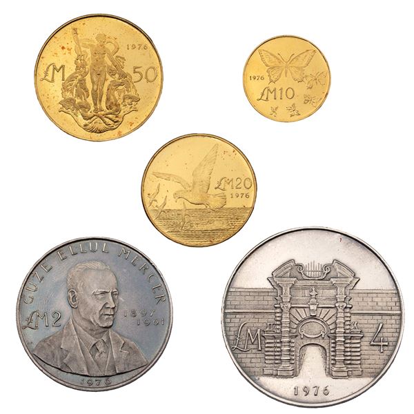 Commemorative coins (5)