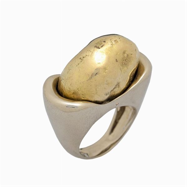 Anello in argento con pepita in oro giallo 18kt