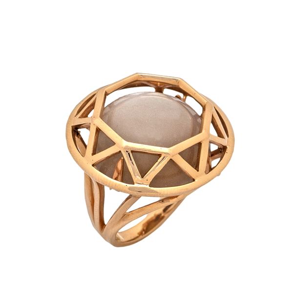 18kt rose gold ring with moonstone