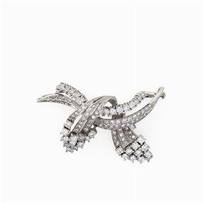 Spilla Nastro in Oro Bianco 18kt e Diamanti