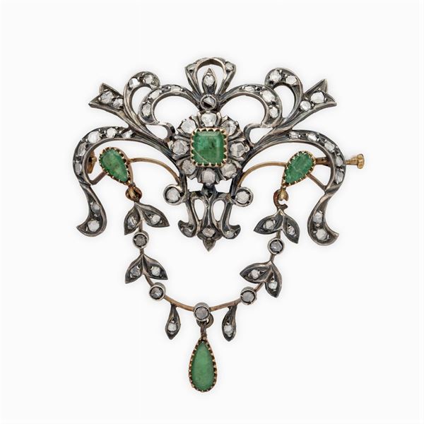 Antica spilla in oro e argento con smeraldi