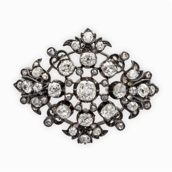 Gold, silver and diamond brooch  (early 20th century)  - Auction FINE JEWELS  WATCHES FASHION VINTAGE - Colasanti Casa d'Aste