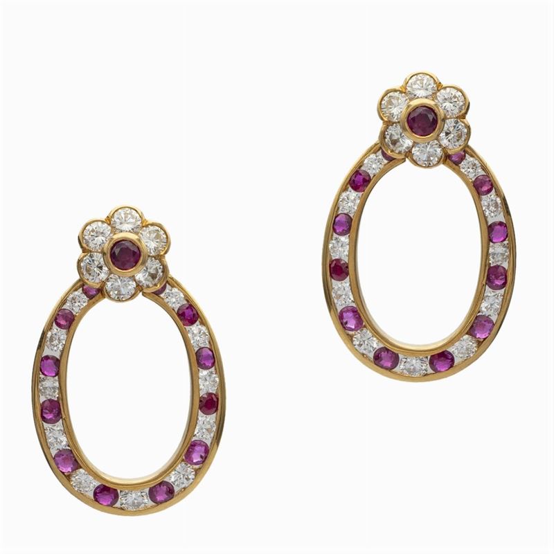Orecchini Pendenti in Oro Giallo 18kt Diamanti e Rubini