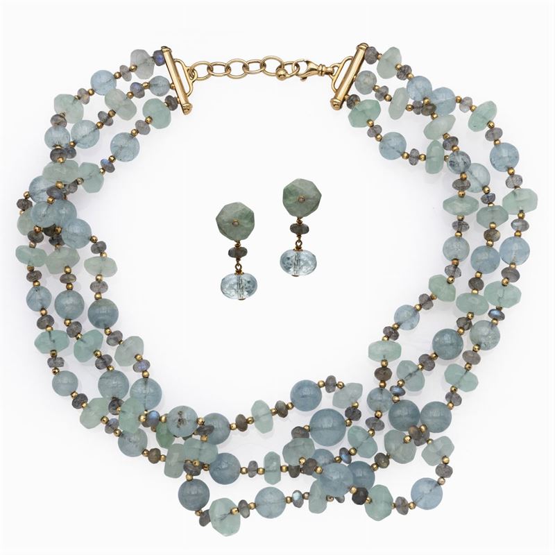 Collana a Tre Fili di Acquamarine e Orecchini En Suite