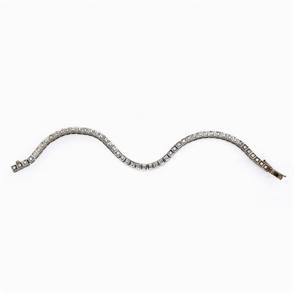 Bracciale tennis in oro bianco 18kt e diamanti