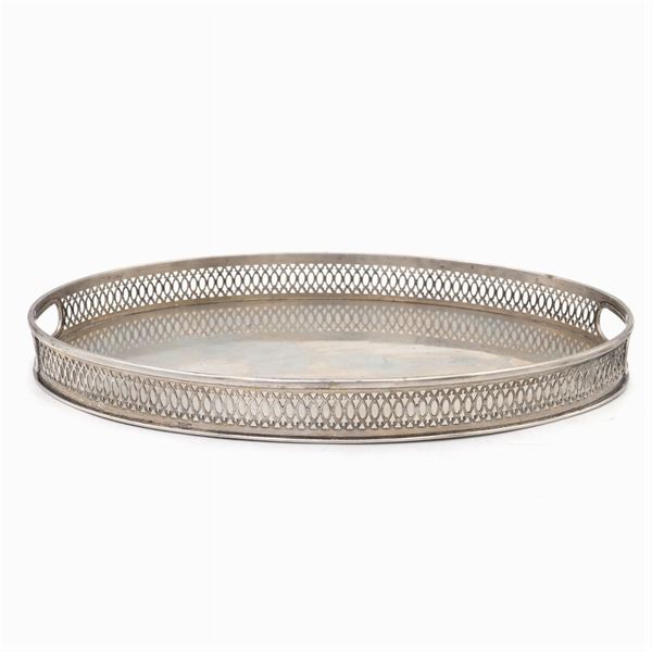 Silver tray  (Italy, 20th century)  - Auction FINE SILVER AND ART OF THE TABLE - Colasanti Casa d'Aste