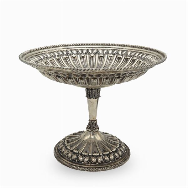 Silver stand  (Italy, 20th century)  - Auction FINE SILVER AND ART OF THE TABLE - Colasanti Casa d'Aste