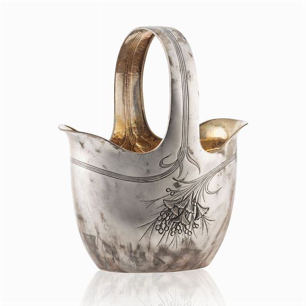 Silver and gilded silver Basket with handle  (Italy, 20th century)  - Auction FINE SILVER AND ART OF THE TABLE - Colasanti Casa d'Aste