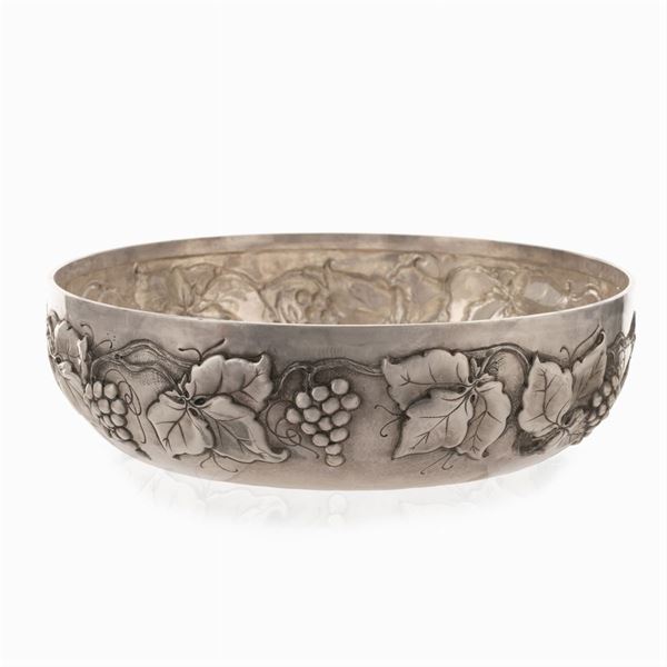 Large silver centerpiece