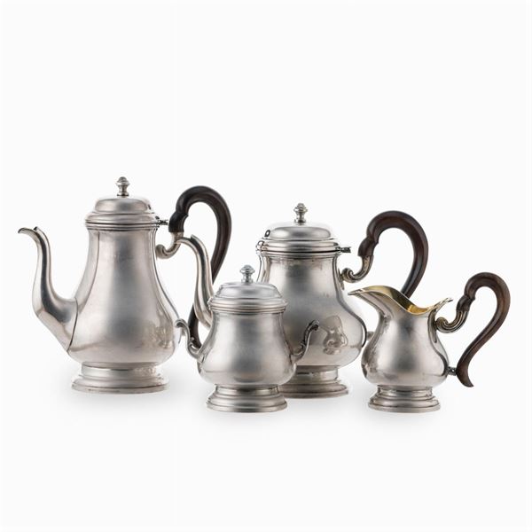 Silver and gilt silver tea and coffee service (4)  (Italy, 20th century)  - Auction FINE SILVER AND ART OF THE TABLE - Colasanti Casa d'Aste