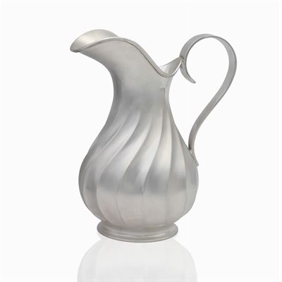 Caraffa in Argento Battuto