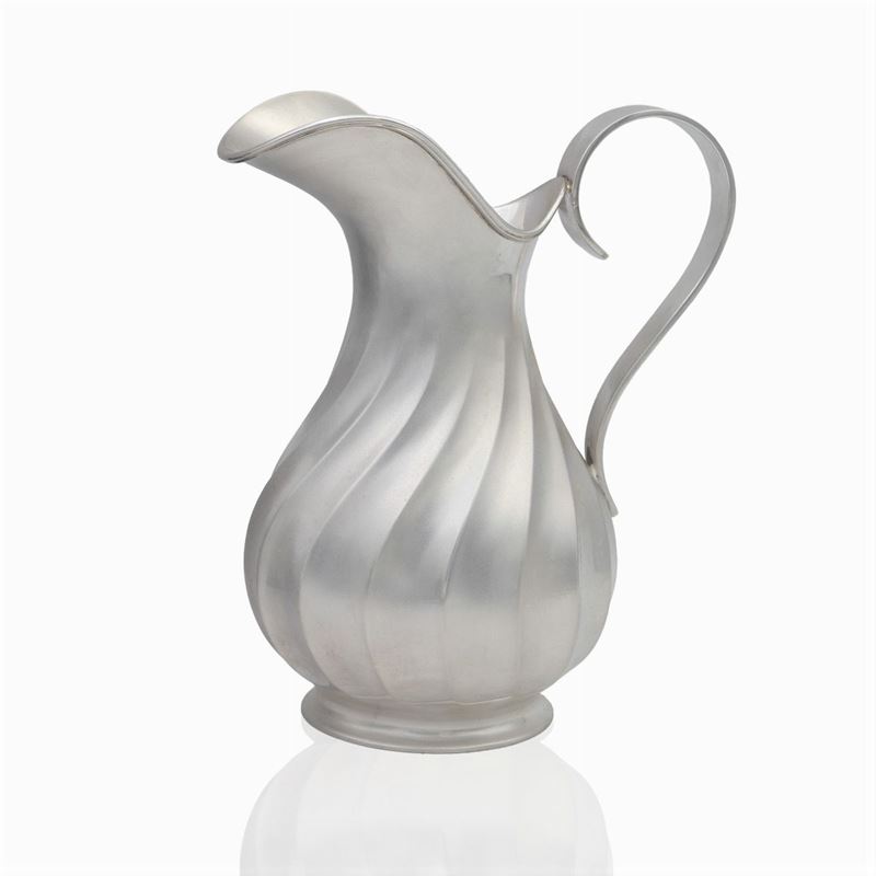 Caraffa in Argento Battuto