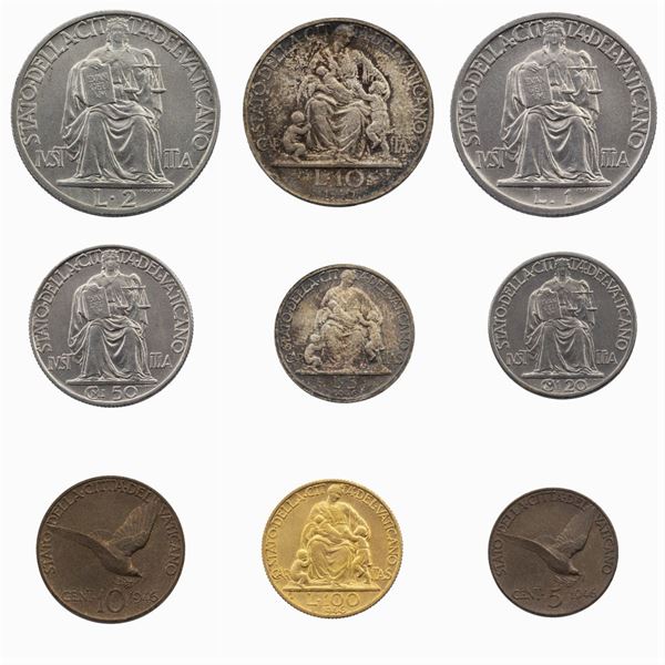 Commemorative coins (9)