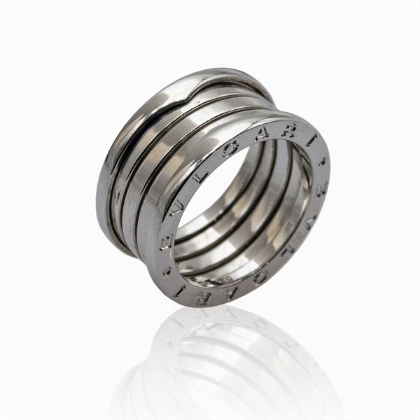 Bulgari, anello collezione Bzero 1