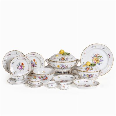 Nymphenburg, Servizio da Tavola in Porcellana (96)