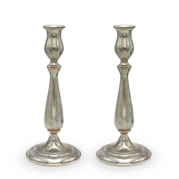 Cartier, pair of silver candlesticks  (France, 20th century)  - Auction FINE SILVER AND ART OF THE TABLE - Colasanti Casa d'Aste