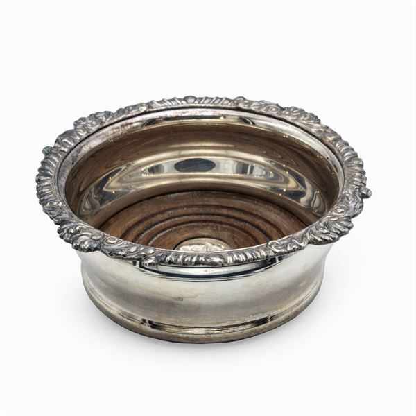 Silver metal and wood bottle coaster  (England, 19th-20th century)  - Auction FINE SILVER AND ART OF THE TABLE - Colasanti Casa d'Aste
